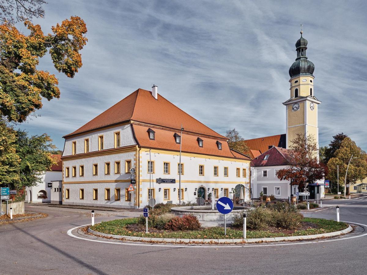 Hofwirthotel Sankt Martin im Innkreis Экстерьер фото